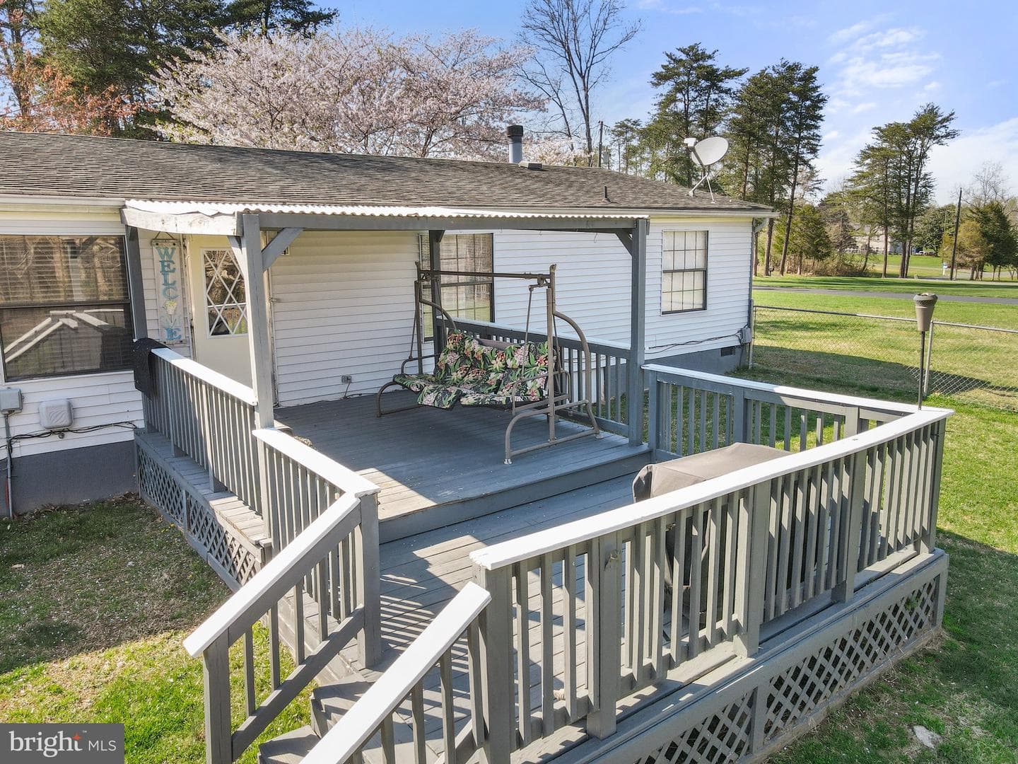 166 Toluca Road photo 11
