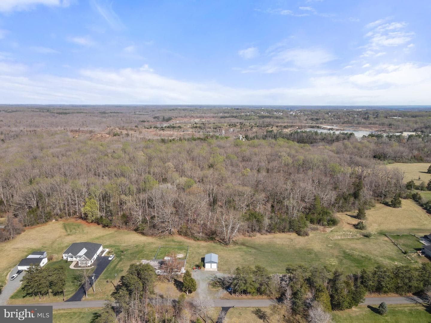 166 Toluca Road photo 20
