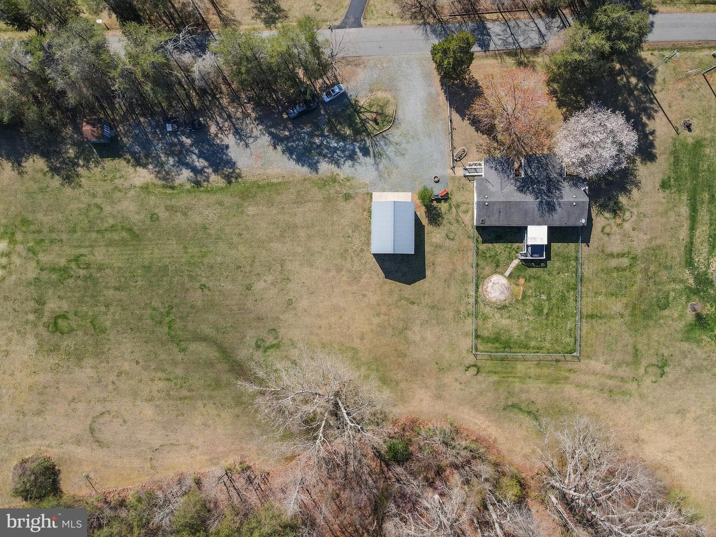 166 Toluca Road photo 24