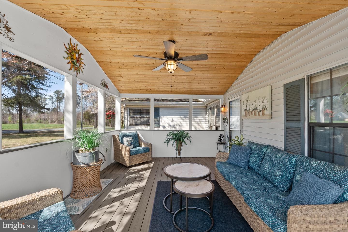 166 Toluca Road photo 25