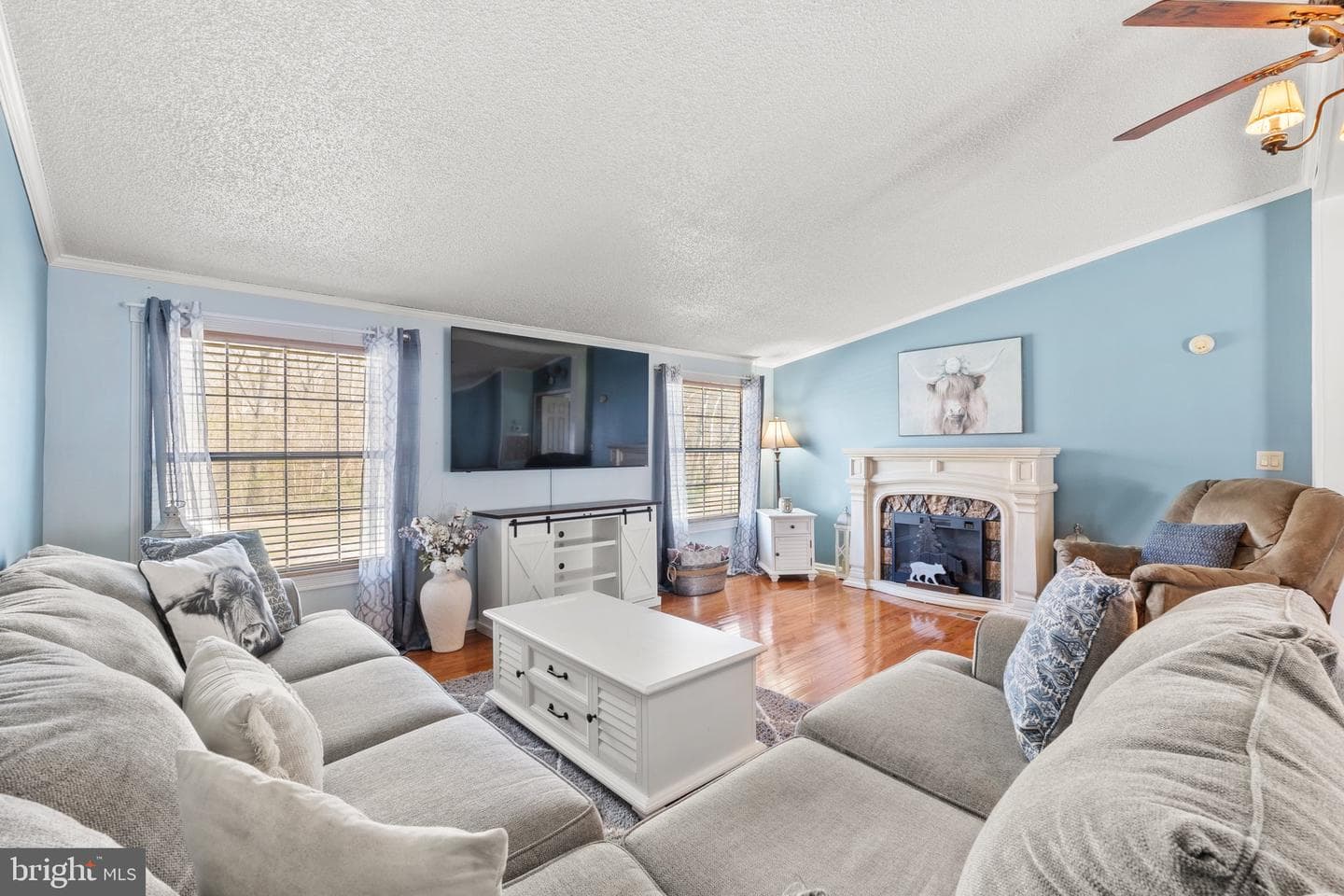 166 Toluca Road photo 31