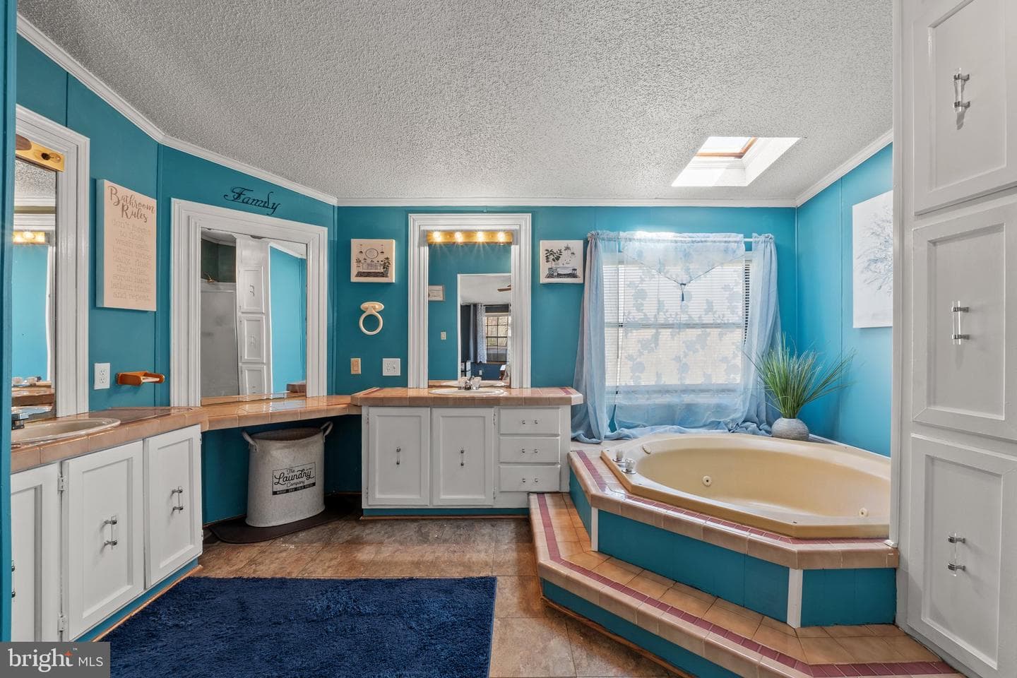 166 Toluca Road photo 6