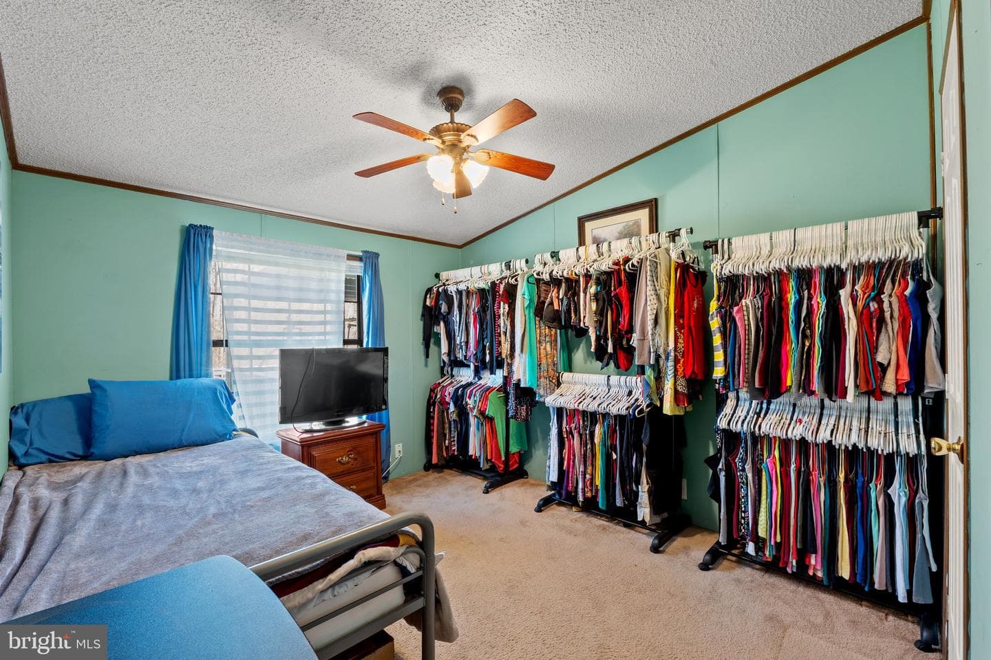 166 Toluca Road photo 7