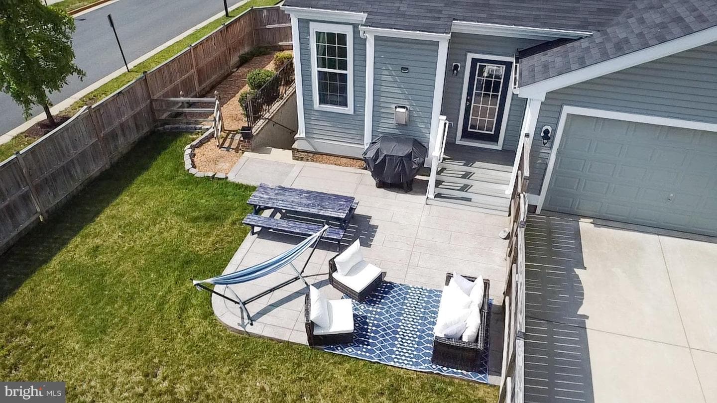 1040 Aspen Road photo 8