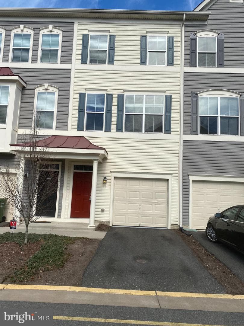 109 Woodstream Circle photo 2
