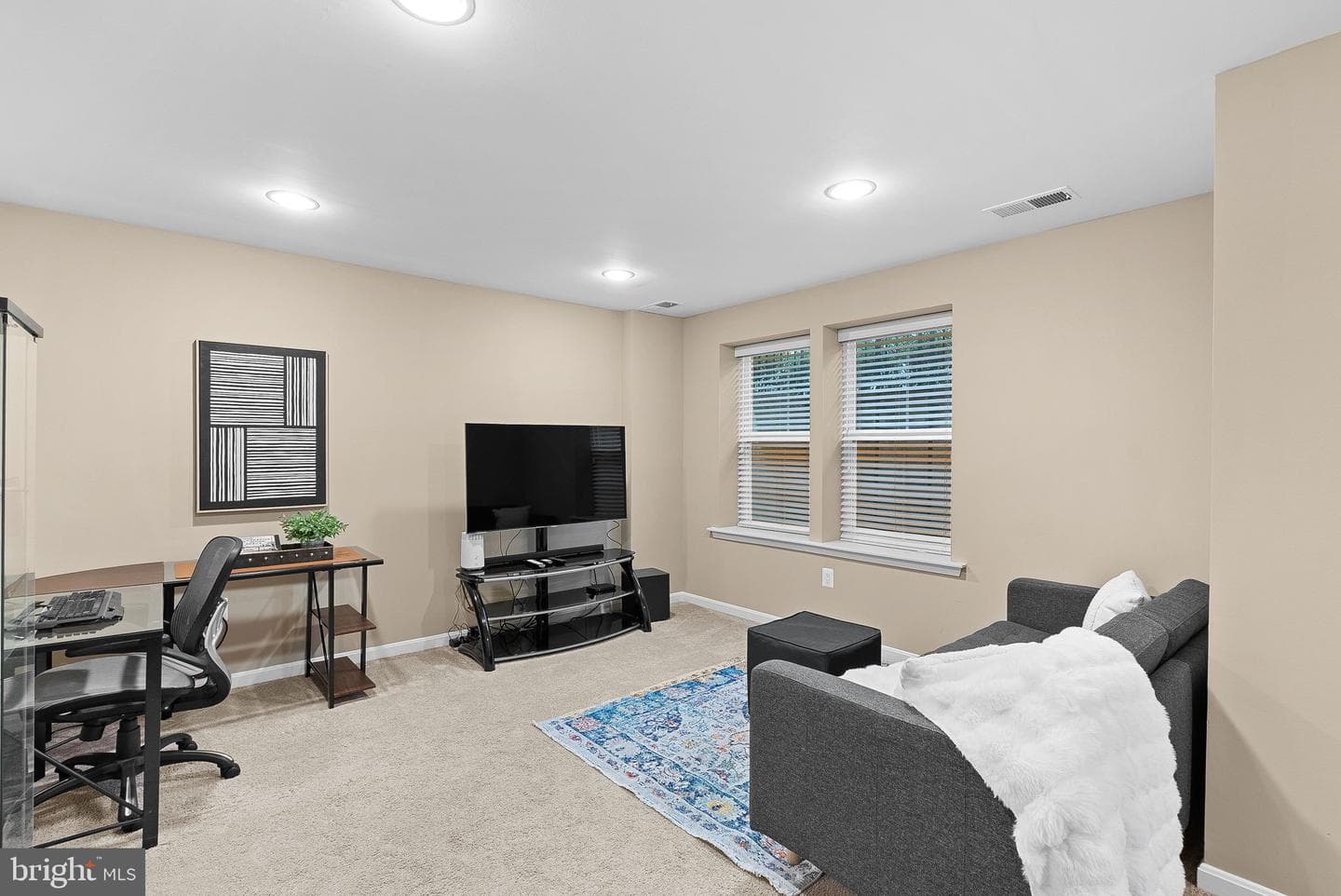 202 Apricot Street photo 36
