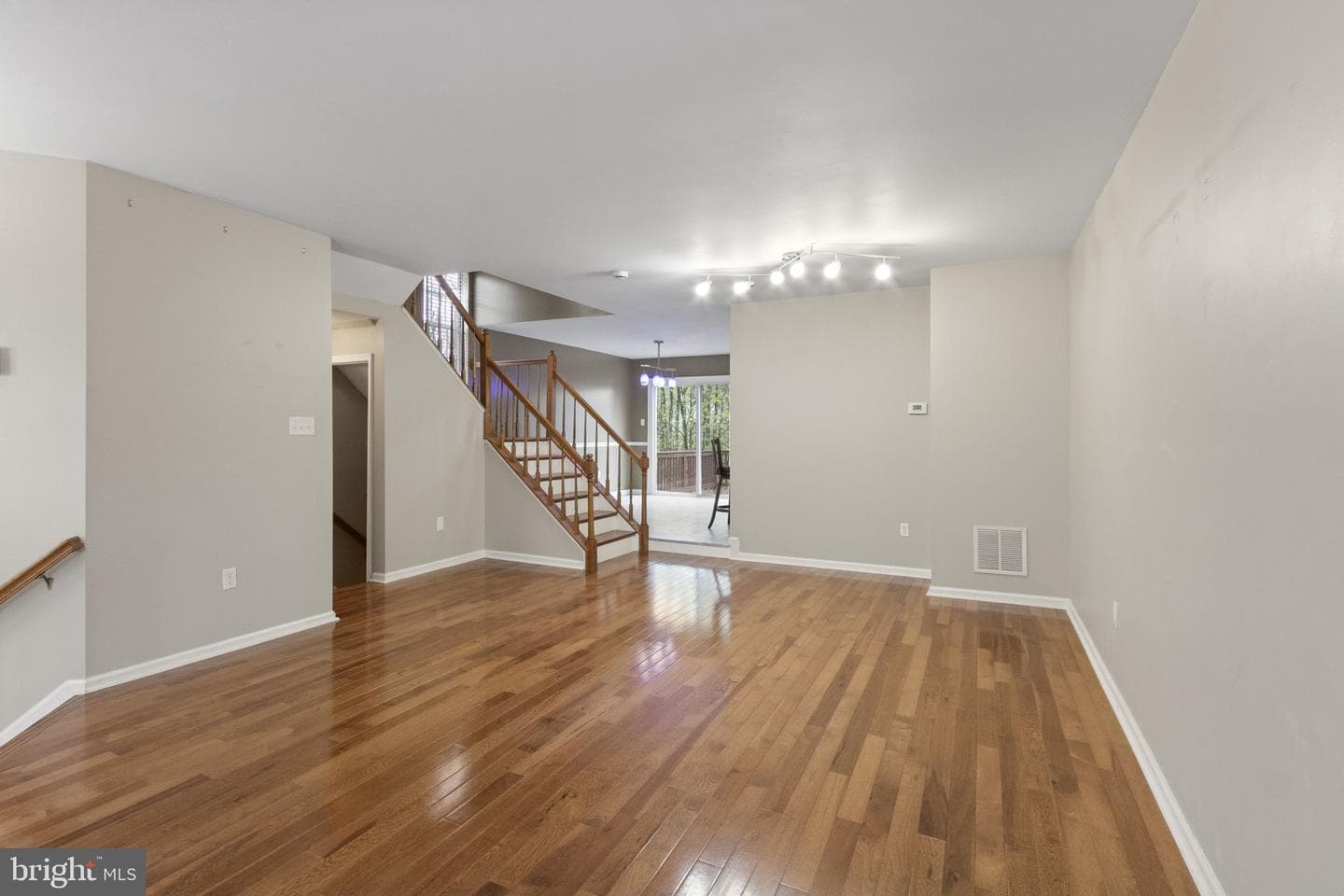 708 Stafford Glen Court photo 9