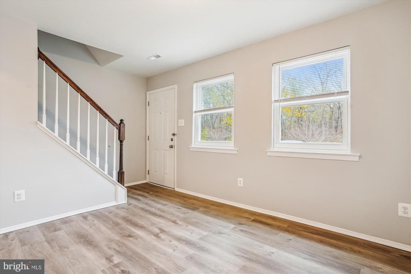 613 Olde Forge Drive photo 2