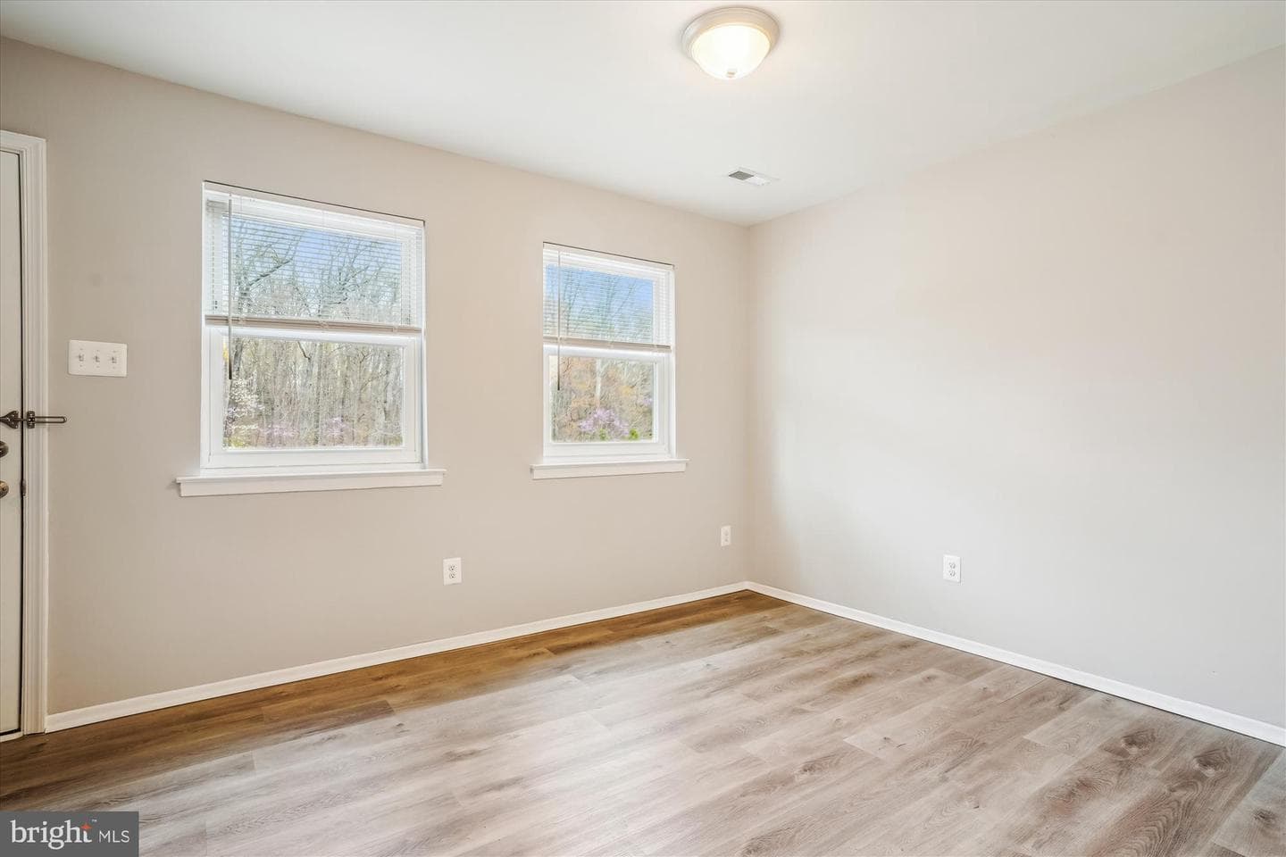 613 Olde Forge Drive photo 5