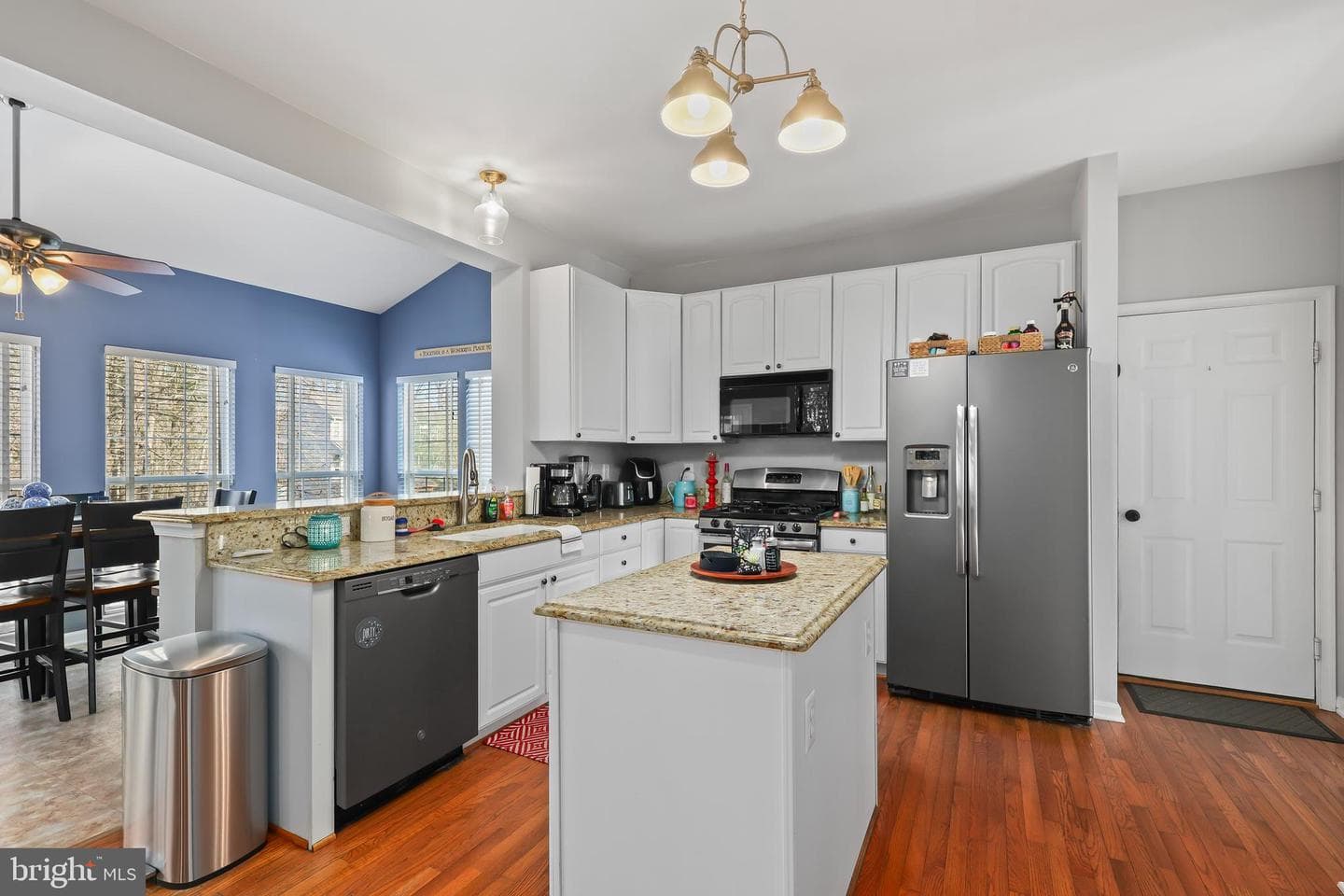 27 Wild Plum Court photo 10