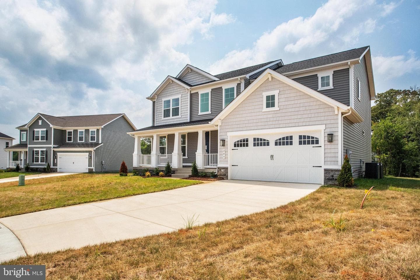 209 Camwood Court photo 3