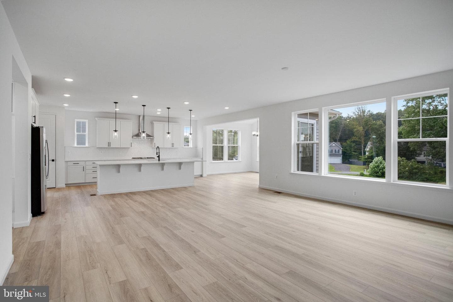 209 Camwood Court photo 7