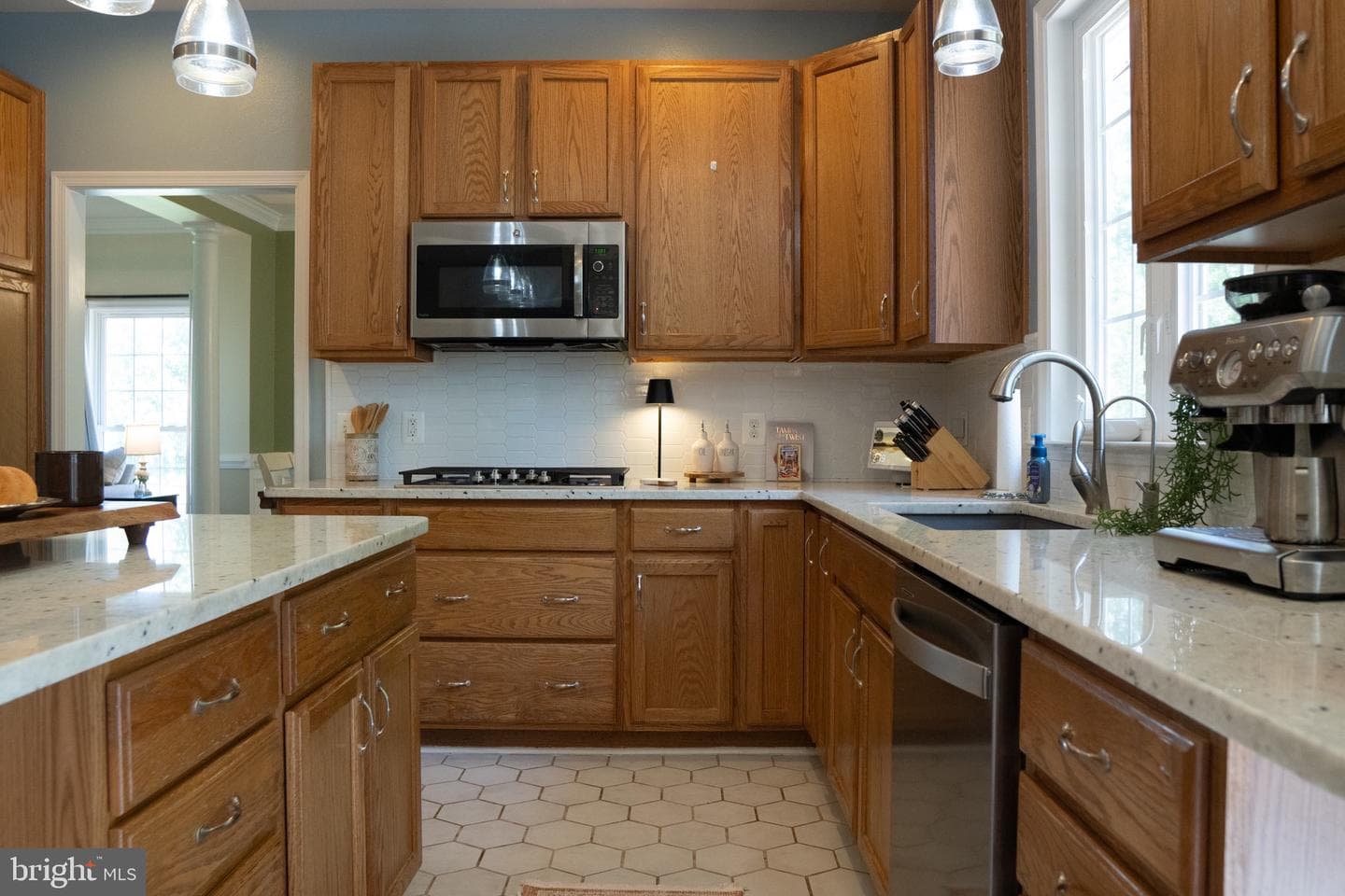 15 Shadowbrook Lane photo 10