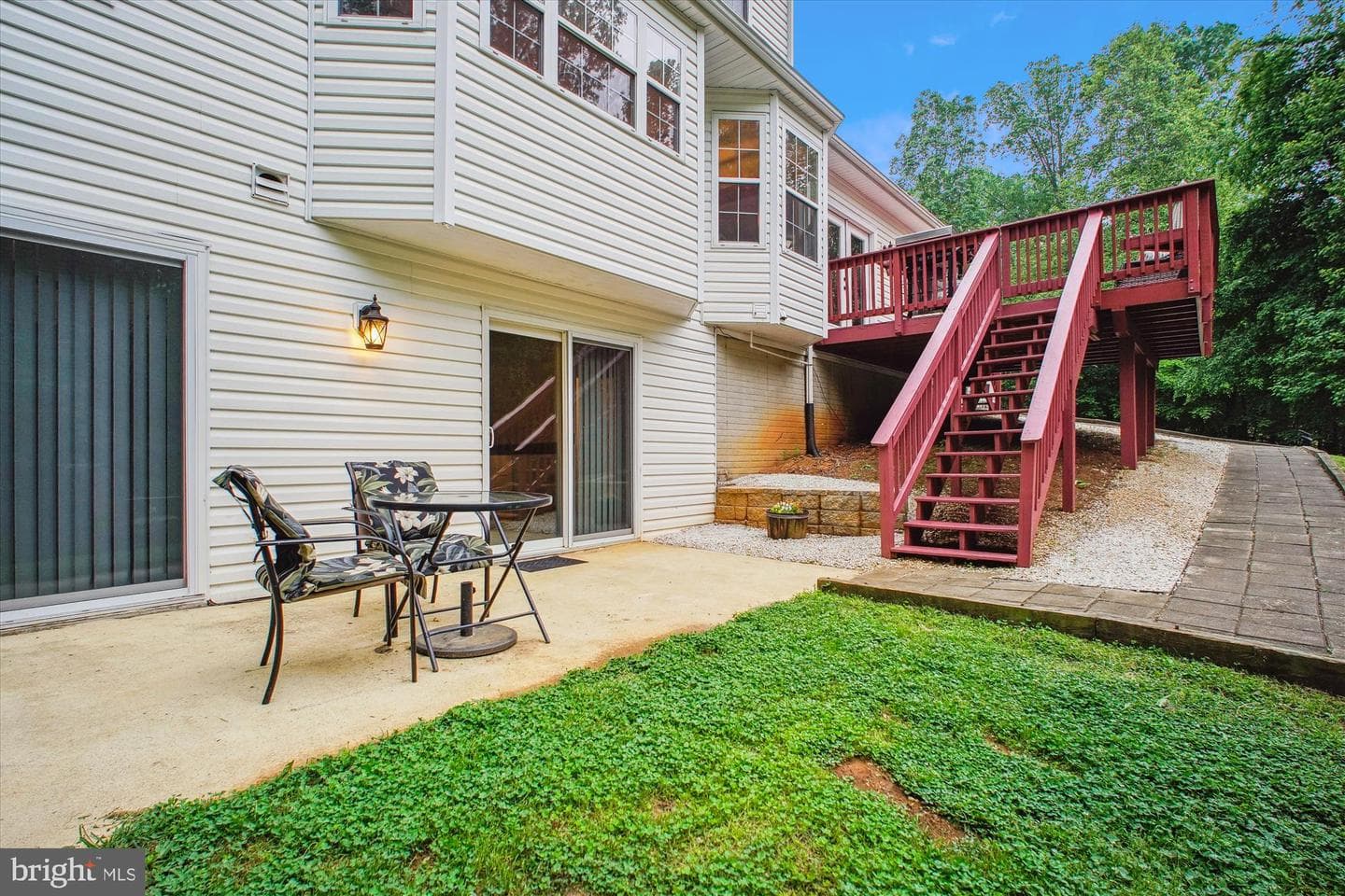 97 Plume Court photo 34