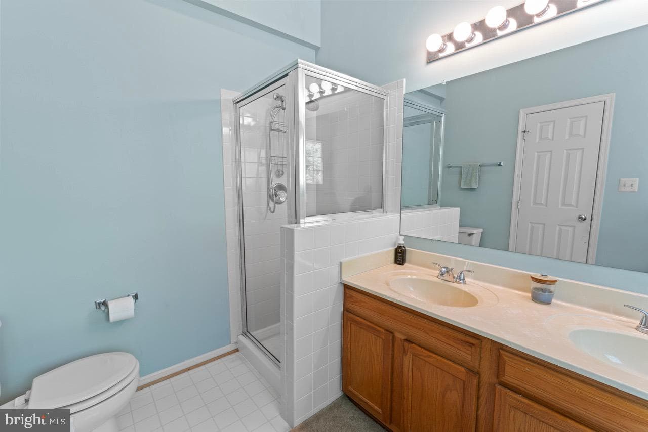 208 Fair Oaks Avenue photo 20