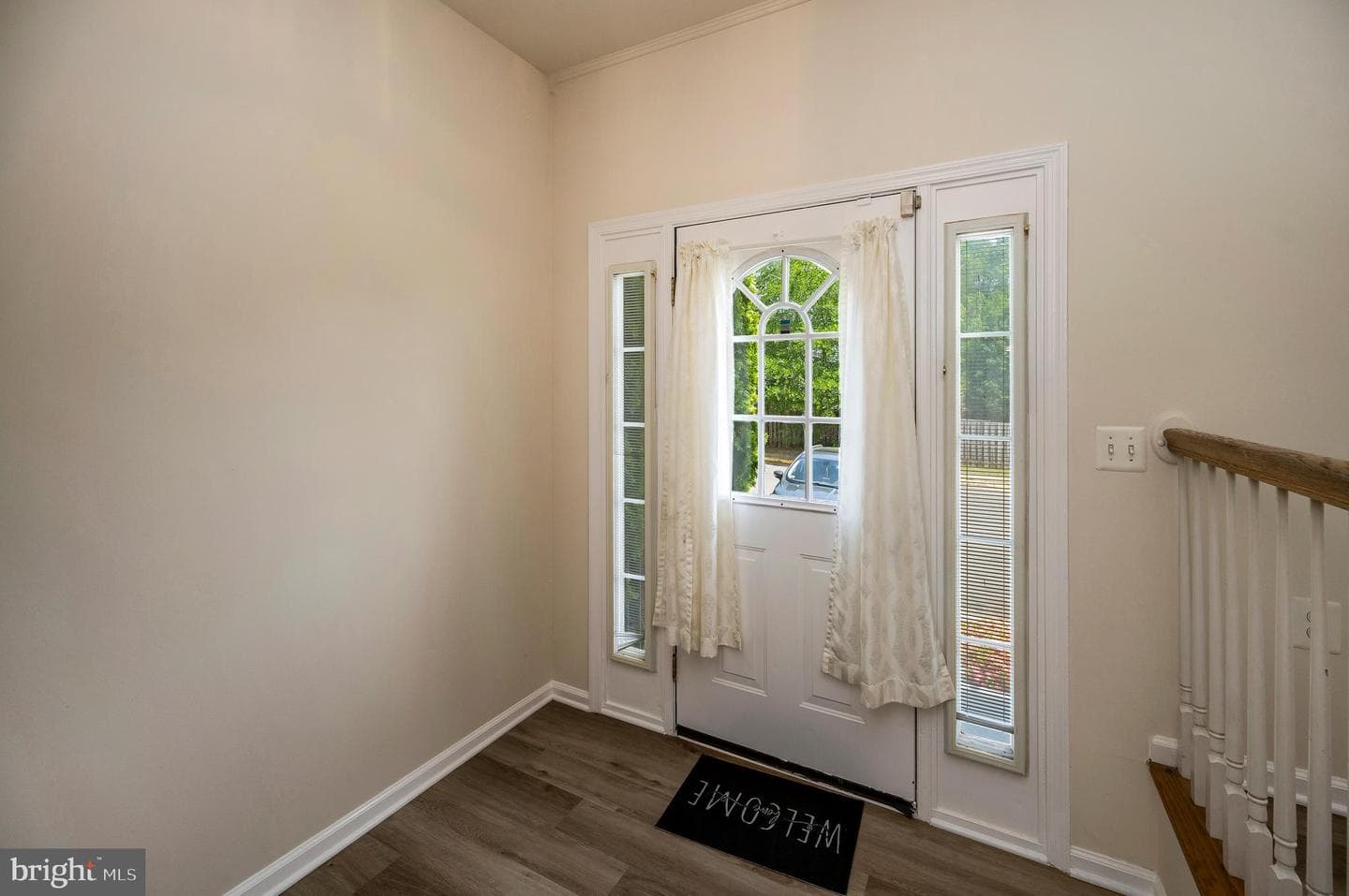 709 Kings Crest Drive photo 13