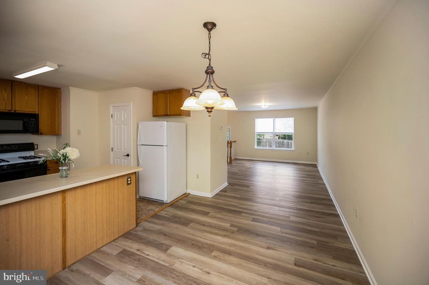 709 Kings Crest Drive photo 20