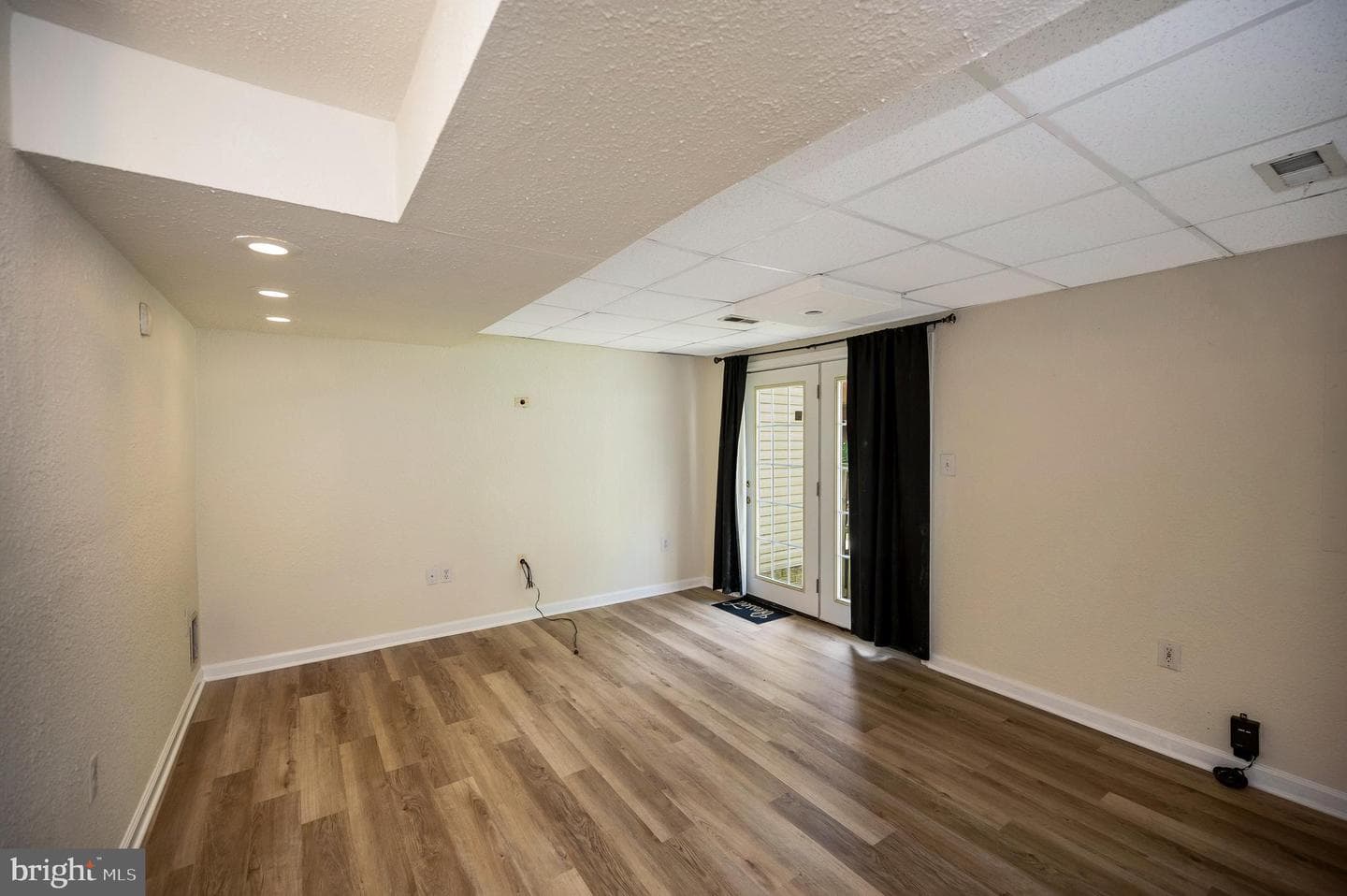 709 Kings Crest Drive photo 44