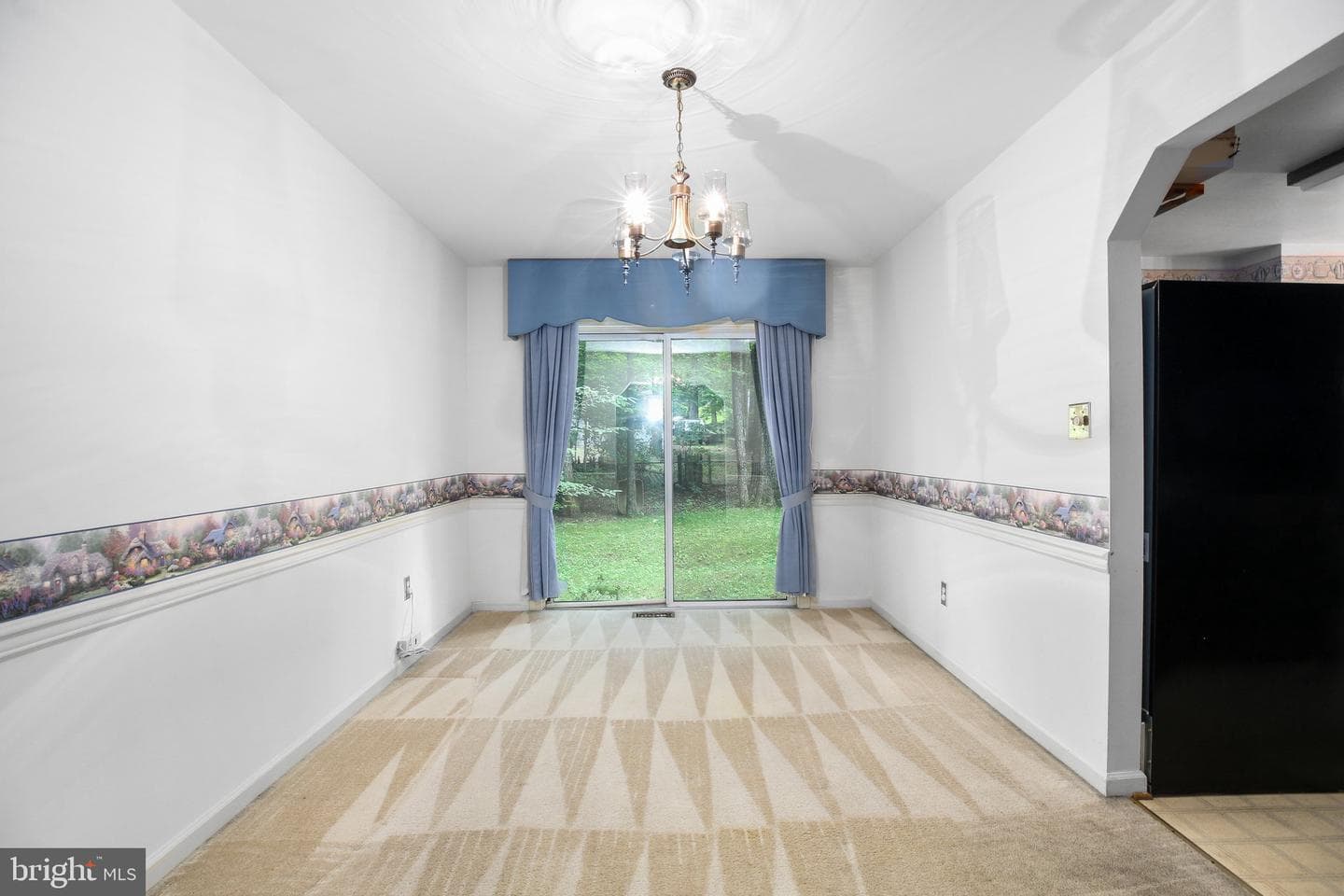 1135 Columbus Drive photo 10