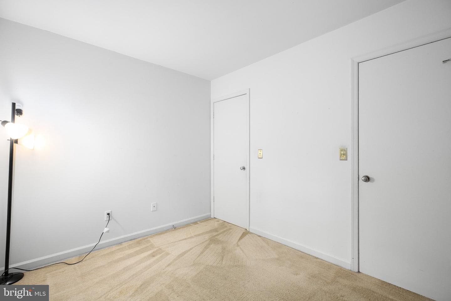 1135 Columbus Drive photo 31
