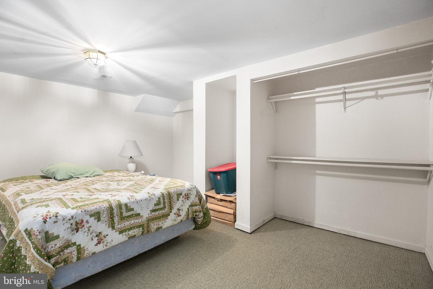 1135 Columbus Drive photo 35