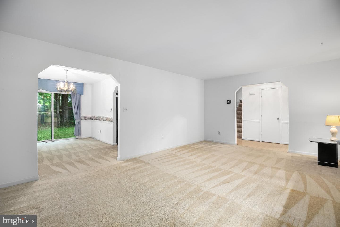 1135 Columbus Drive photo 8