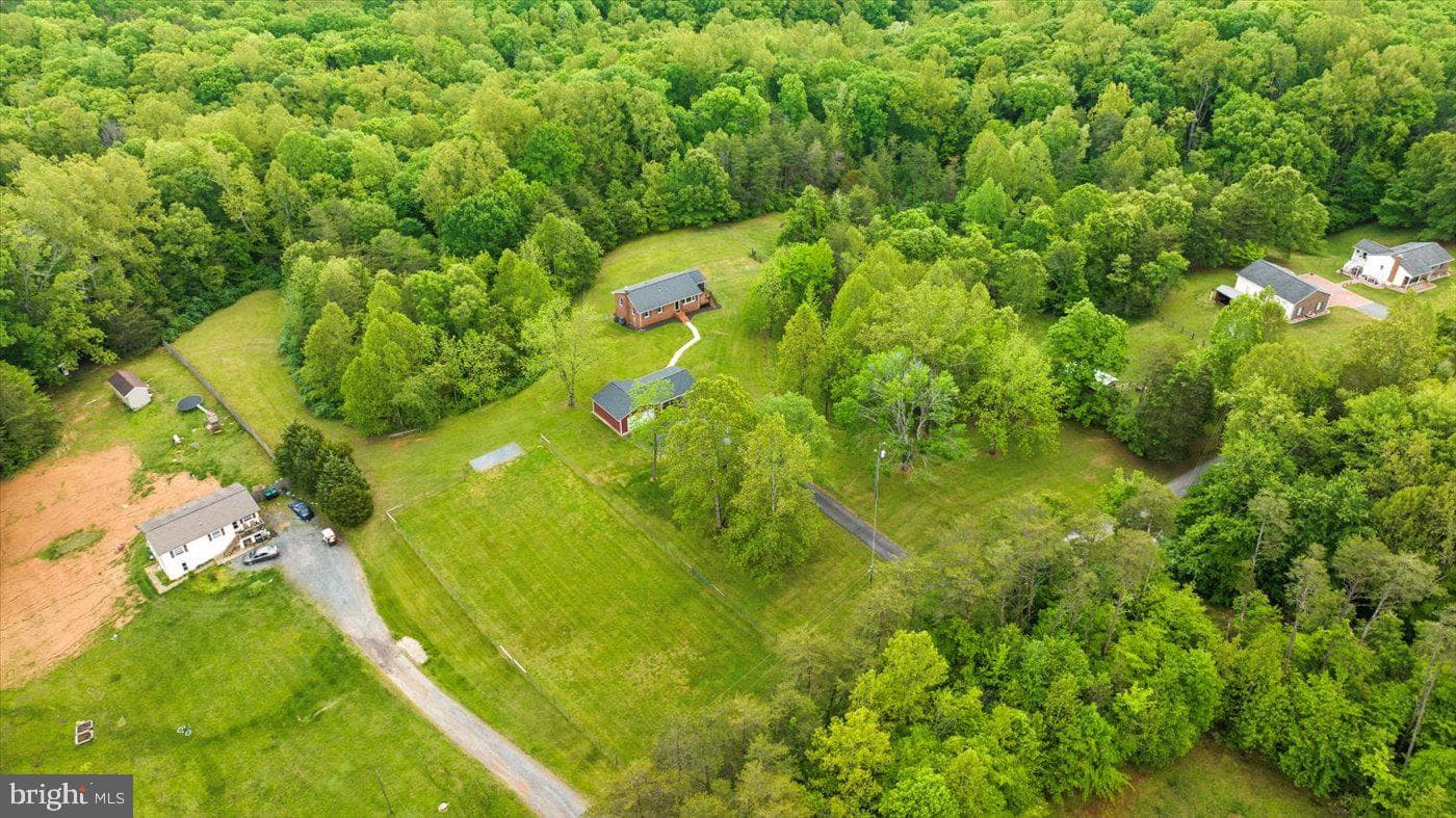 47 Old Farm Road photo 40