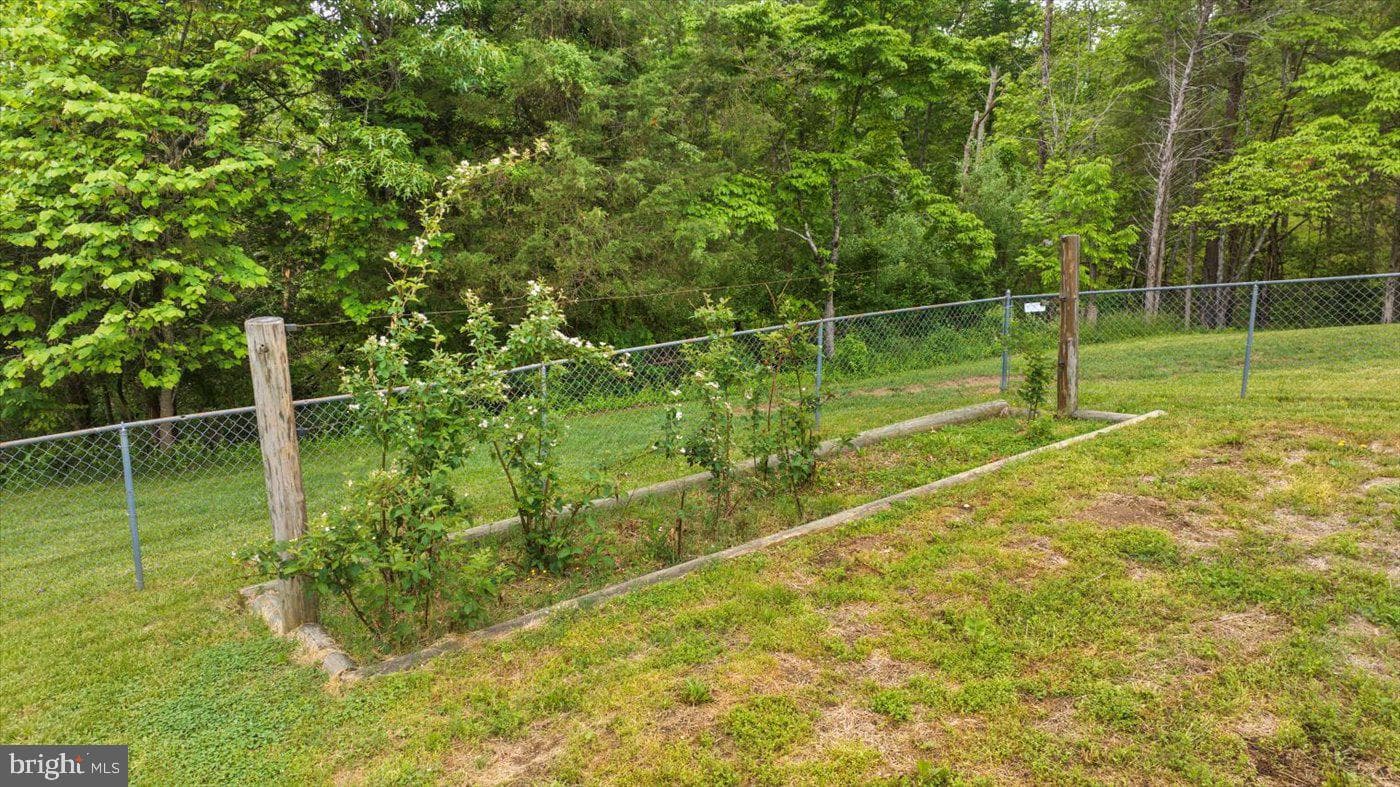 47 Old Farm Road photo 49