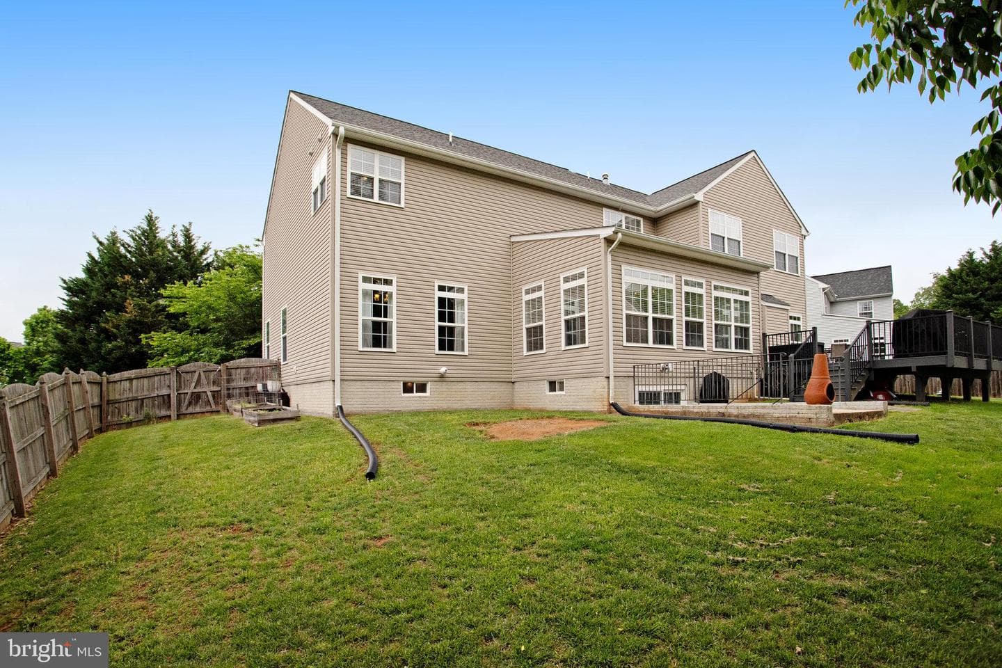 15 Saint Charles Court photo 48