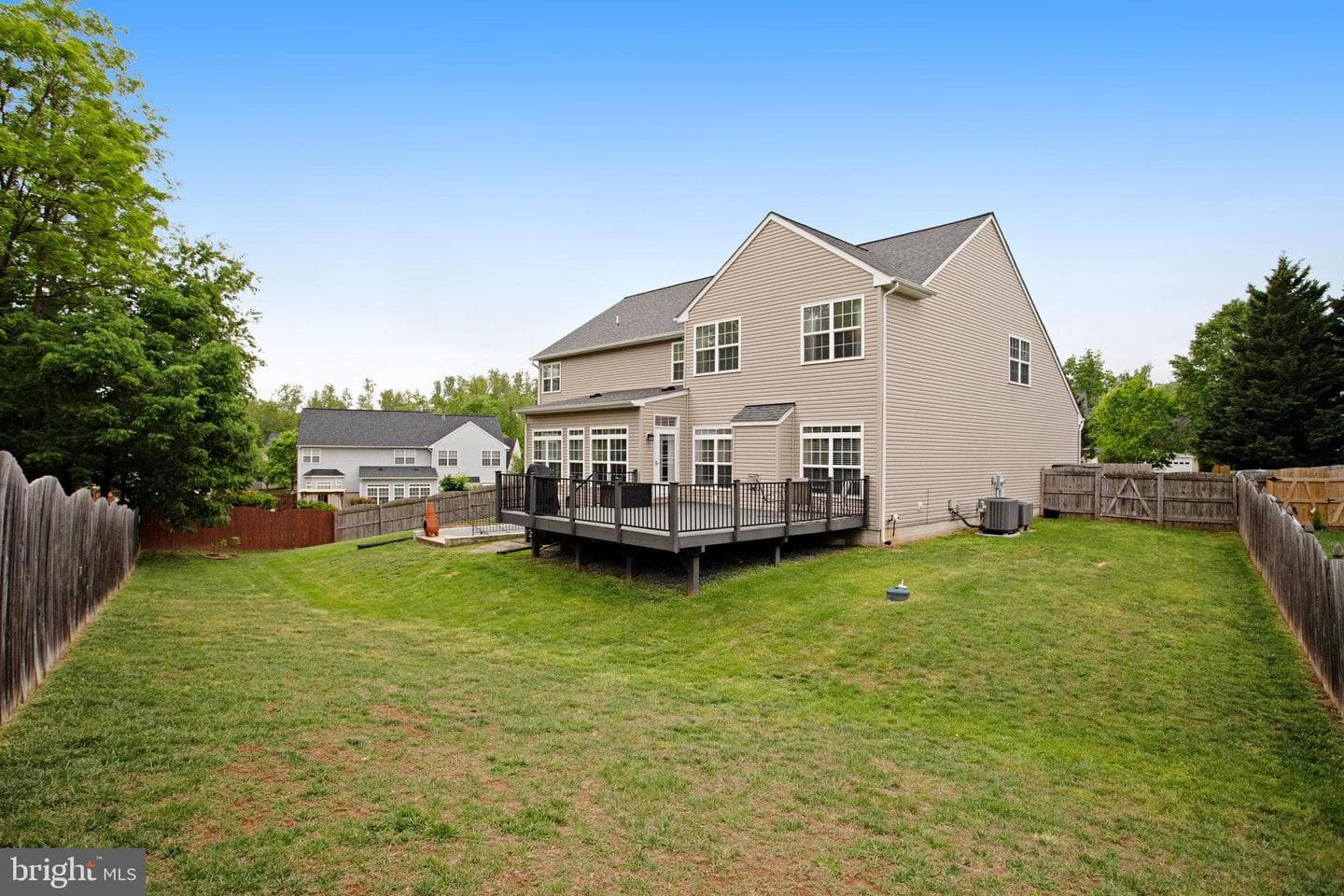15 Saint Charles Court photo 50
