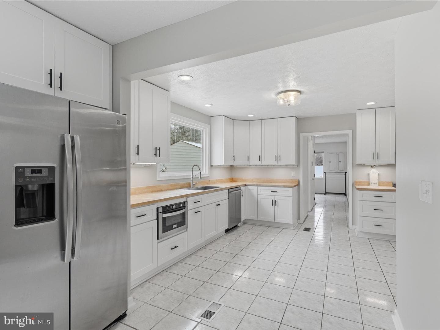 770 Poplar Road photo 20