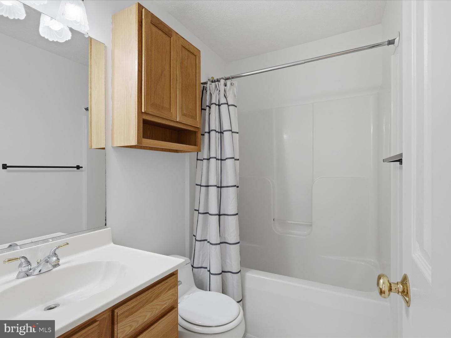 770 Poplar Road photo 32