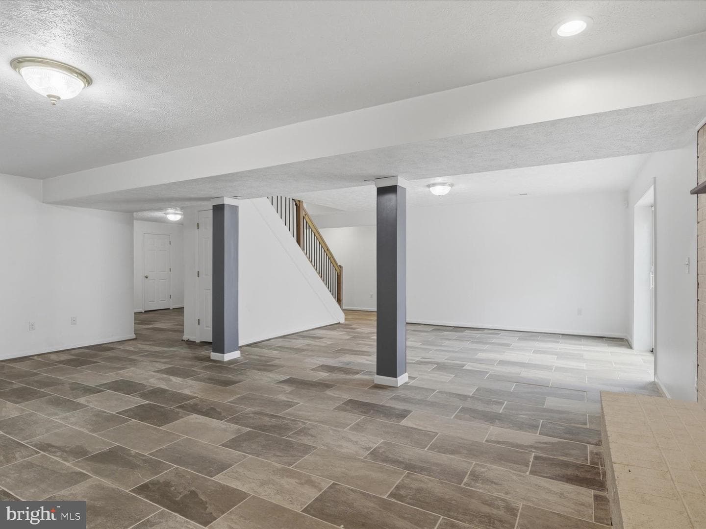 770 Poplar Road photo 38
