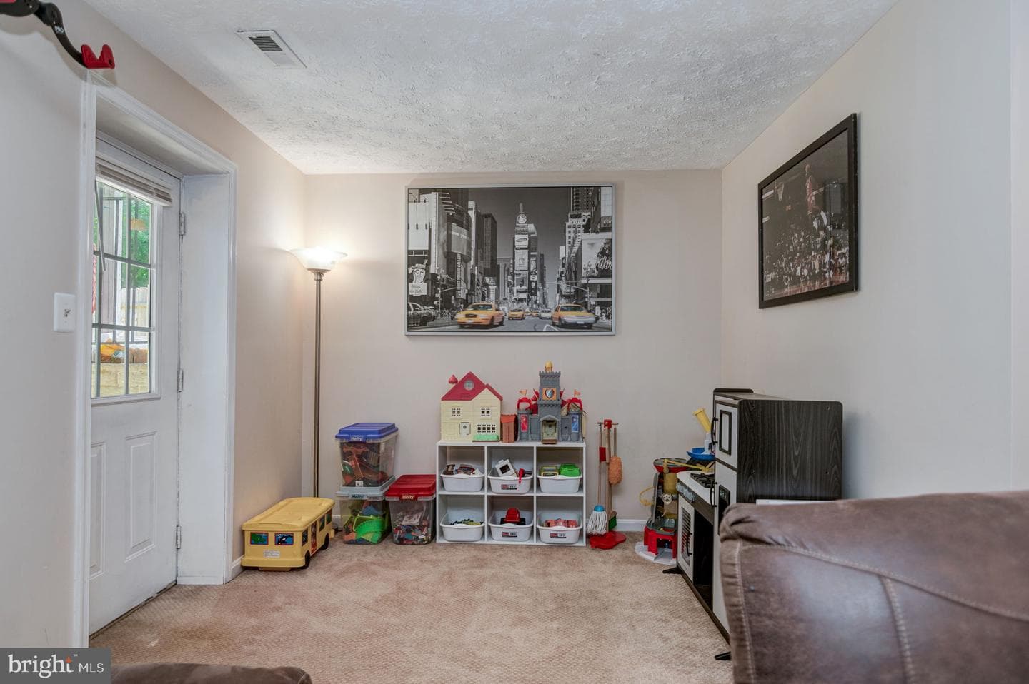 1211 Kings Crest Drive photo 33