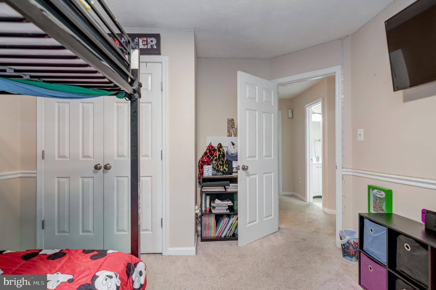 1211 Kings Crest Drive photo 35