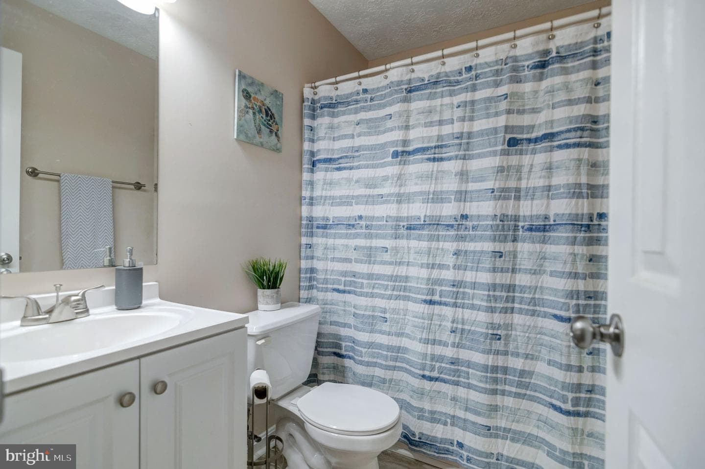 1211 Kings Crest Drive photo 38