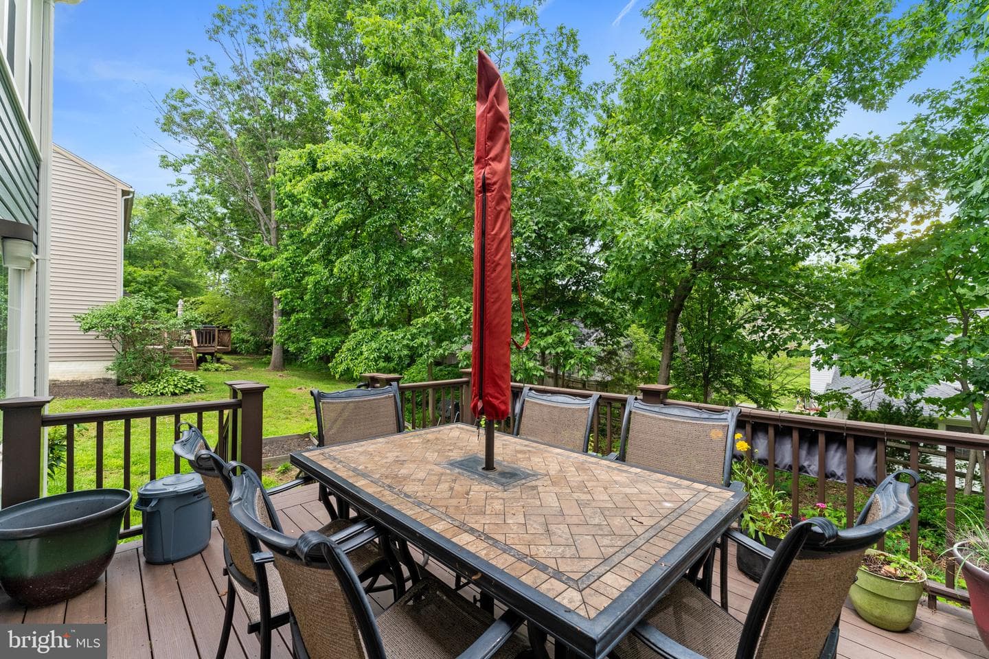 6 Larkwood Court photo 2