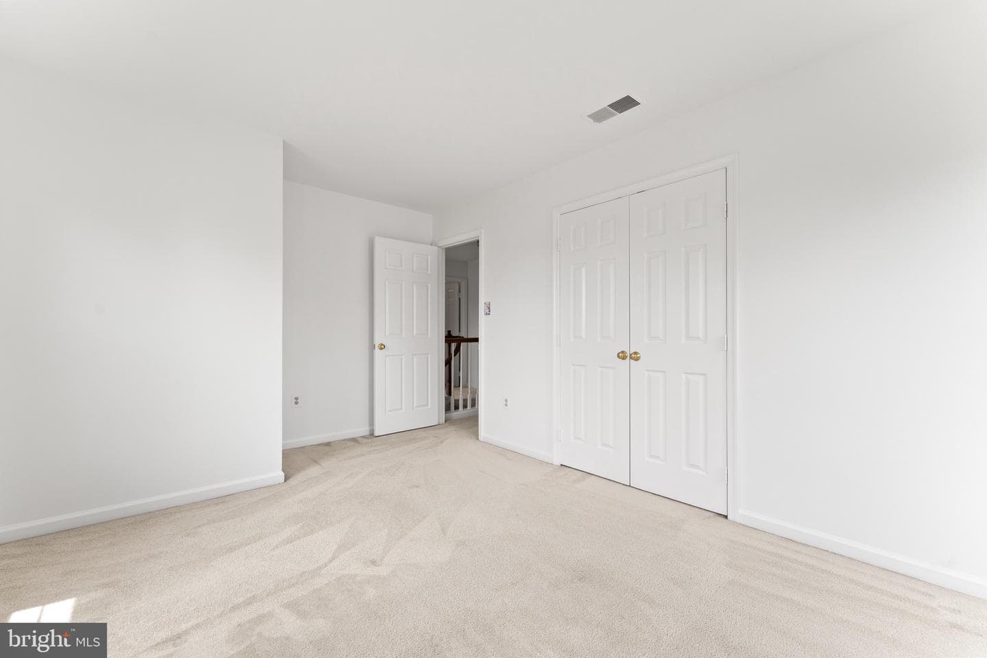 6 Larkwood Court photo 25