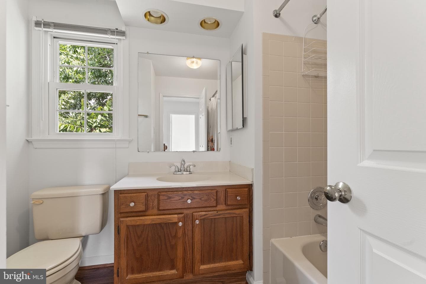 6 Larkwood Court photo 29