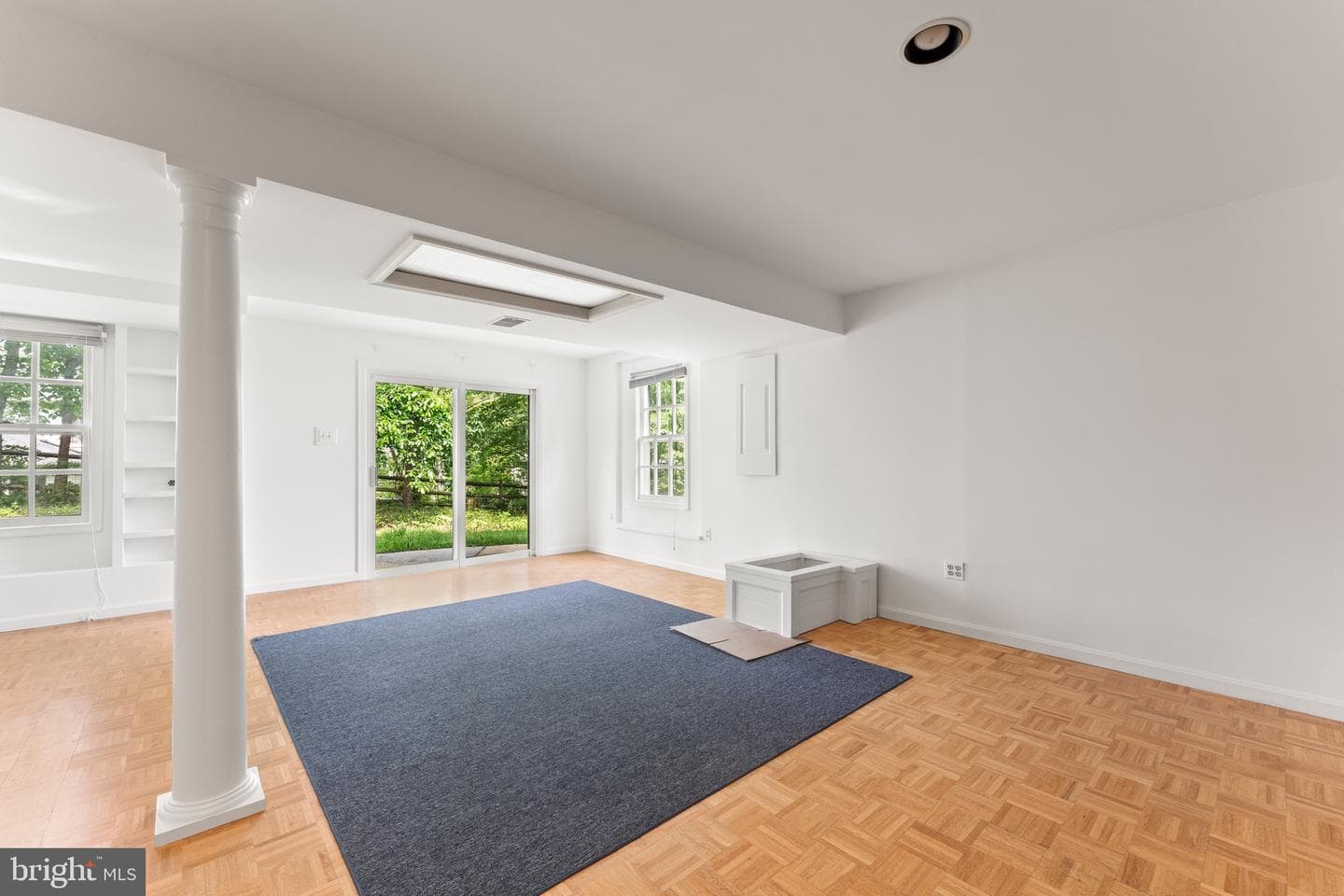 6 Larkwood Court photo 37