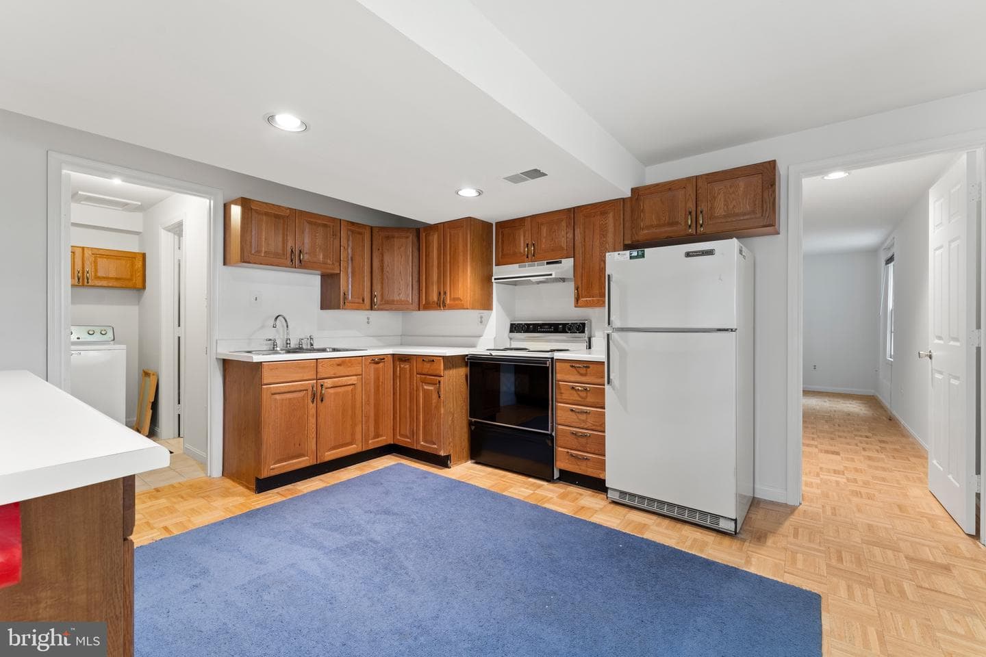 6 Larkwood Court photo 45