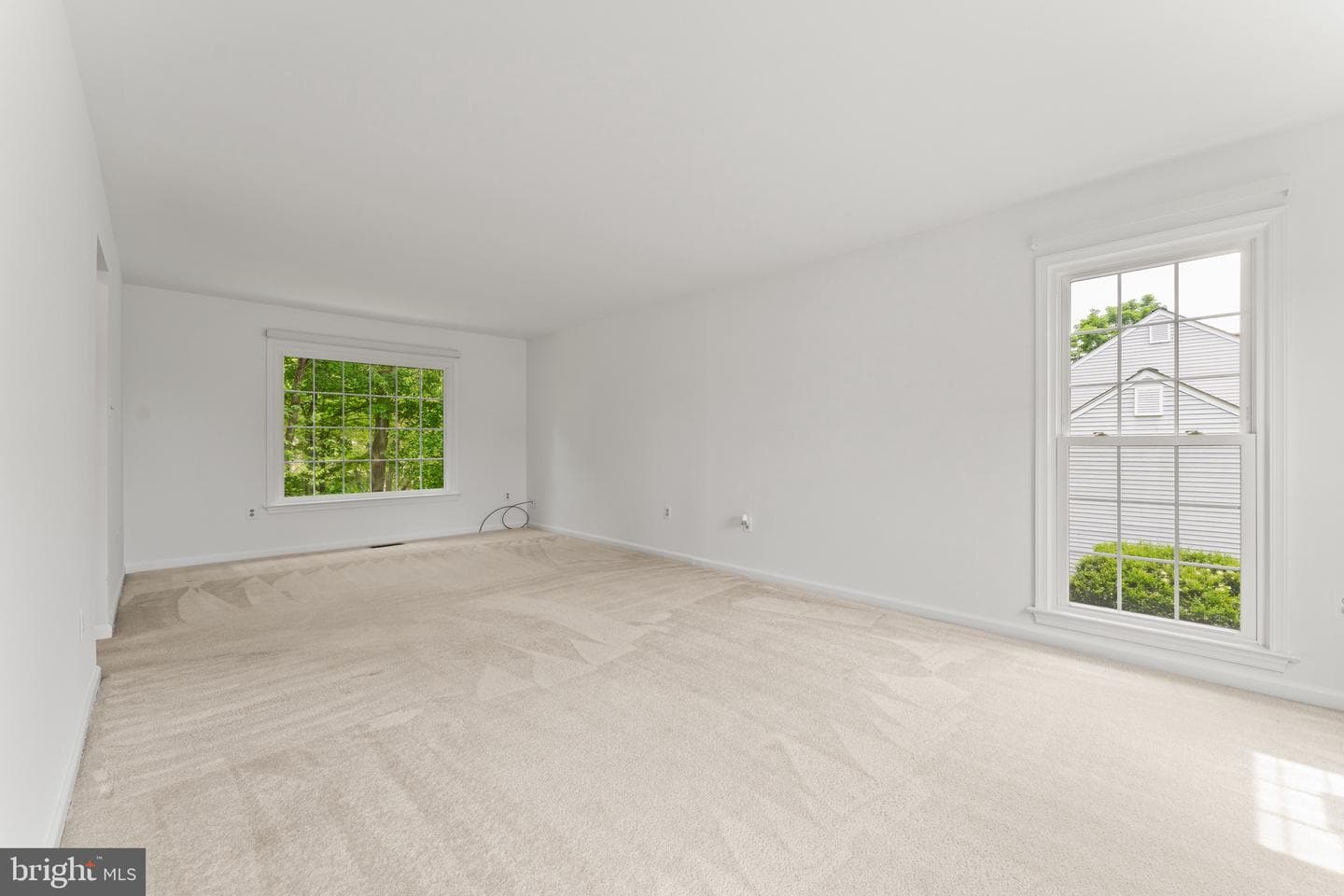 6 Larkwood Court photo 5