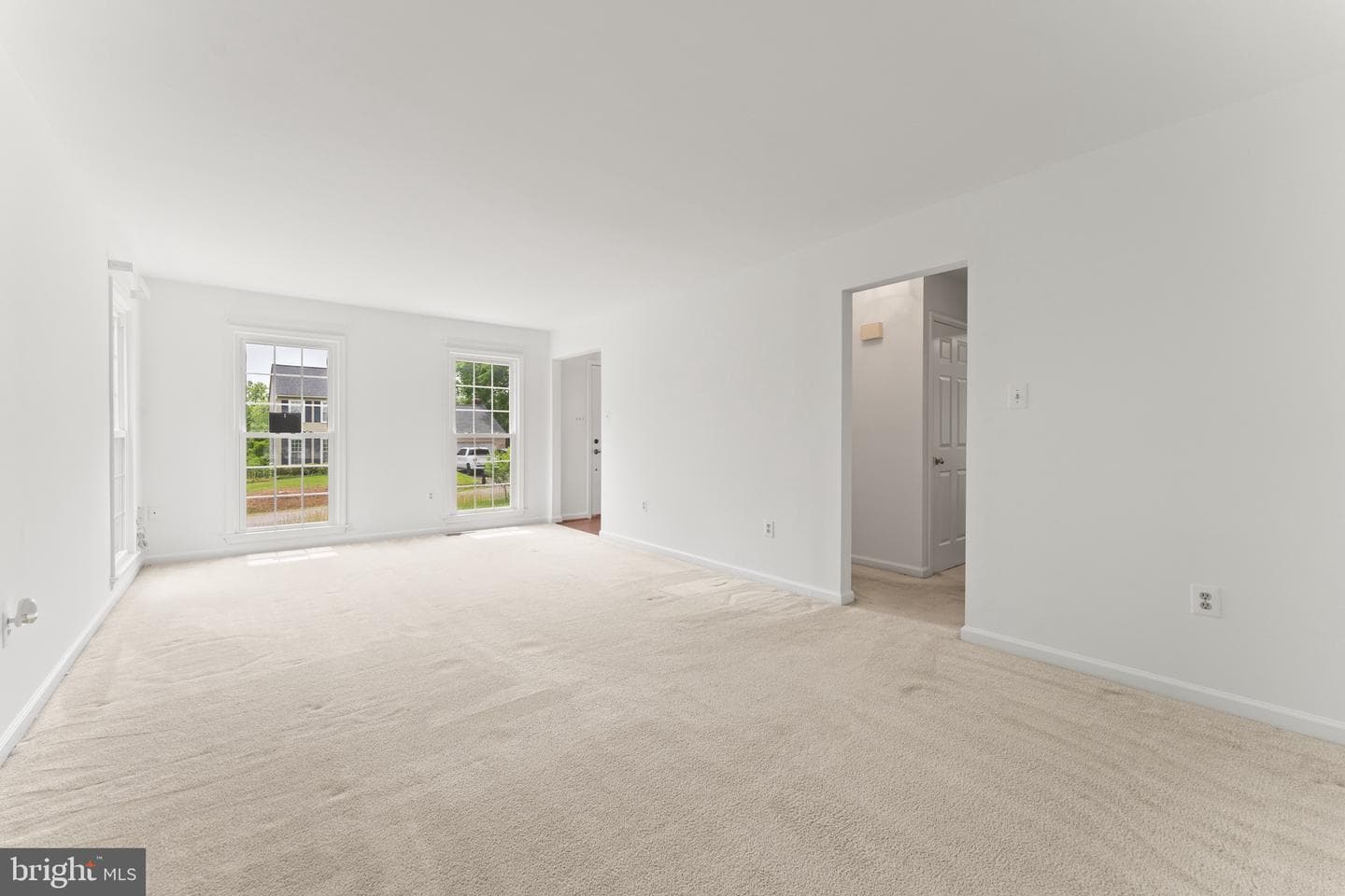 6 Larkwood Court photo 7