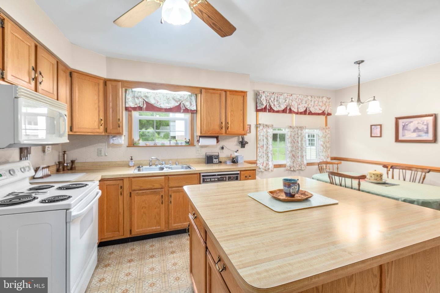 113 Kendallwood Drive photo 33