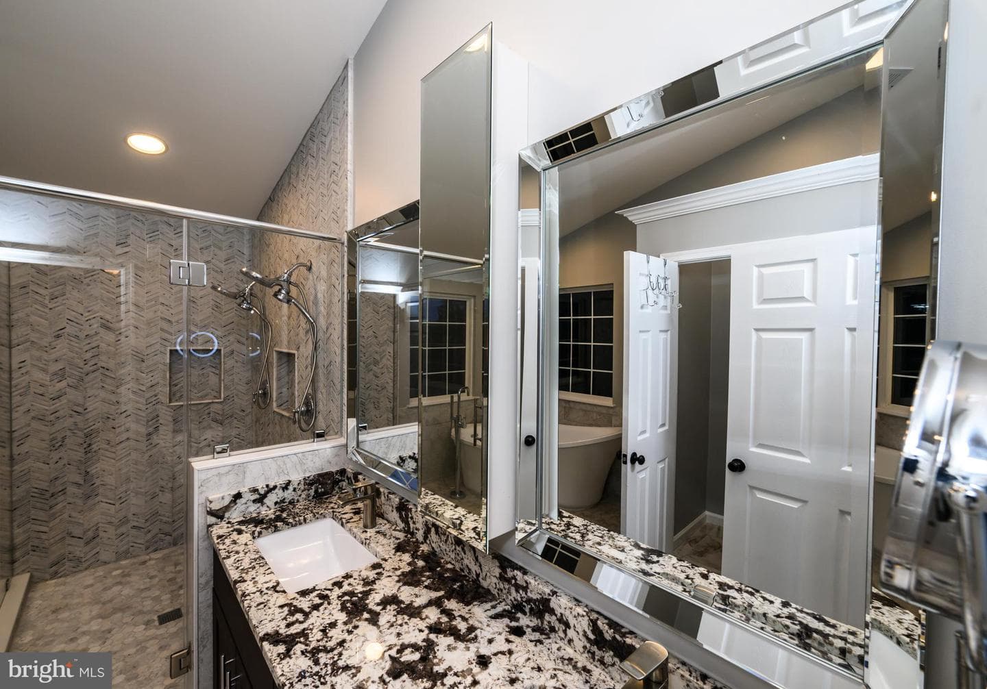 22 Thaxton Court photo 42