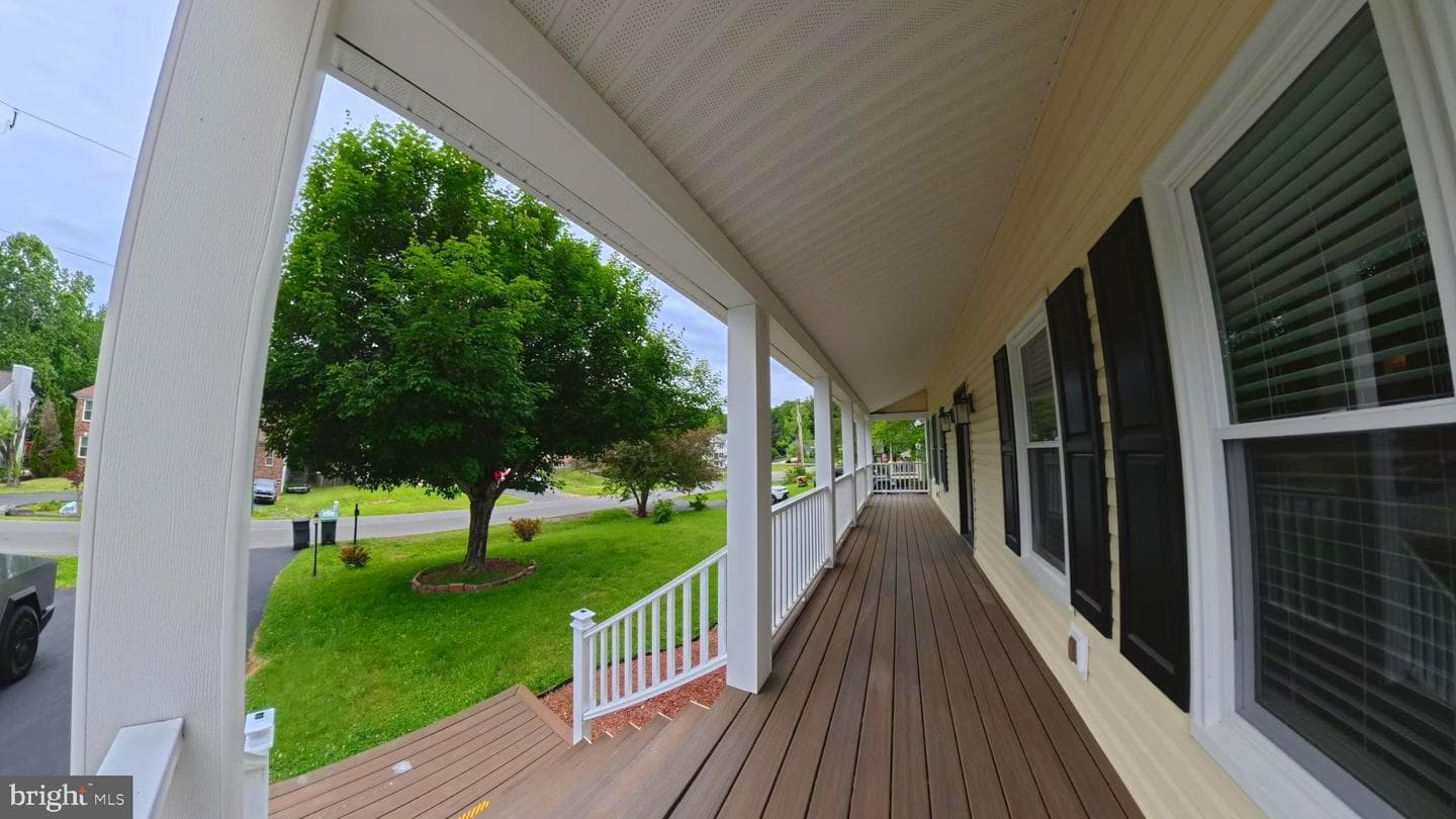 3204 Aquia Drive photo 3
