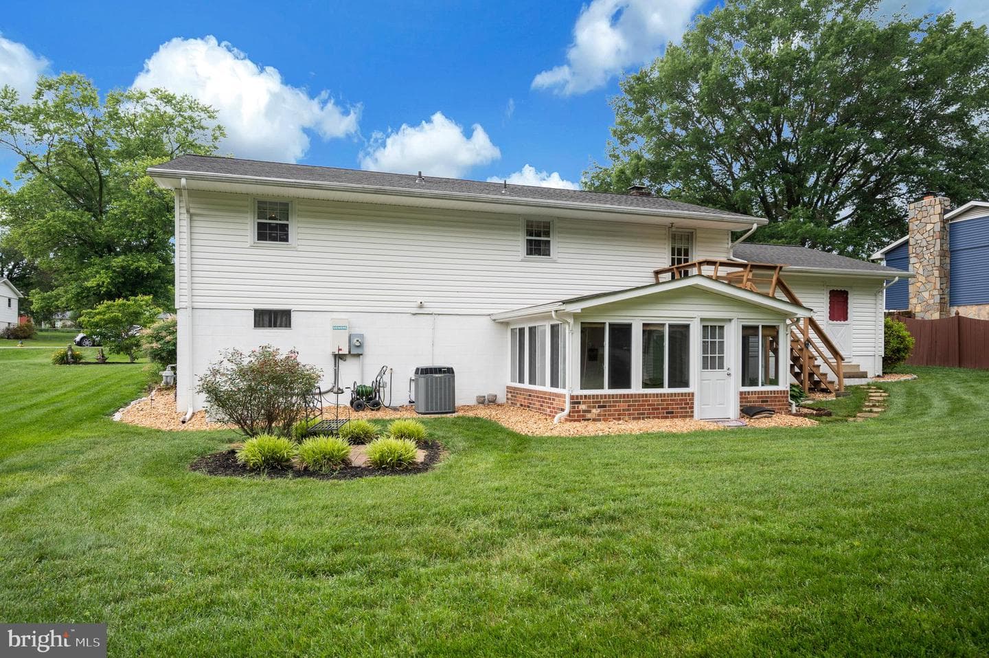 806 Edwards Drive photo 34