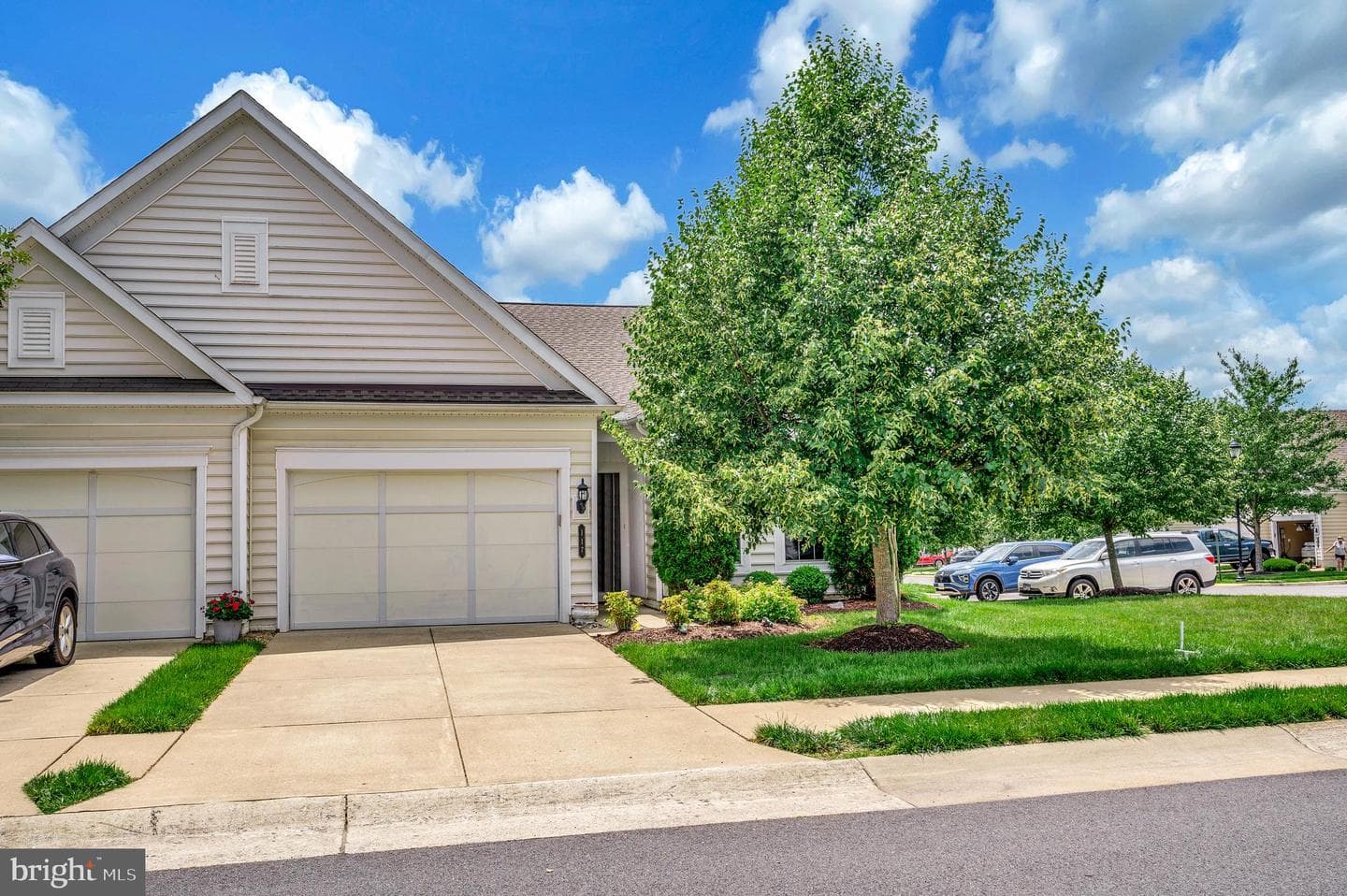 117 Hyannis Place
