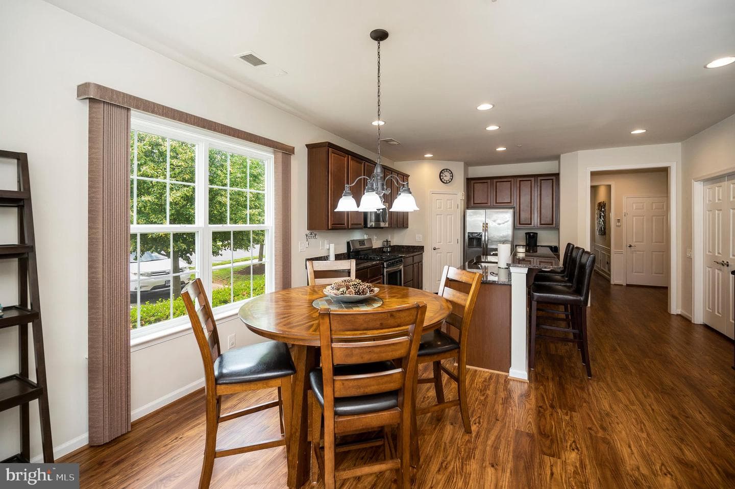 117 Hyannis Place photo 18