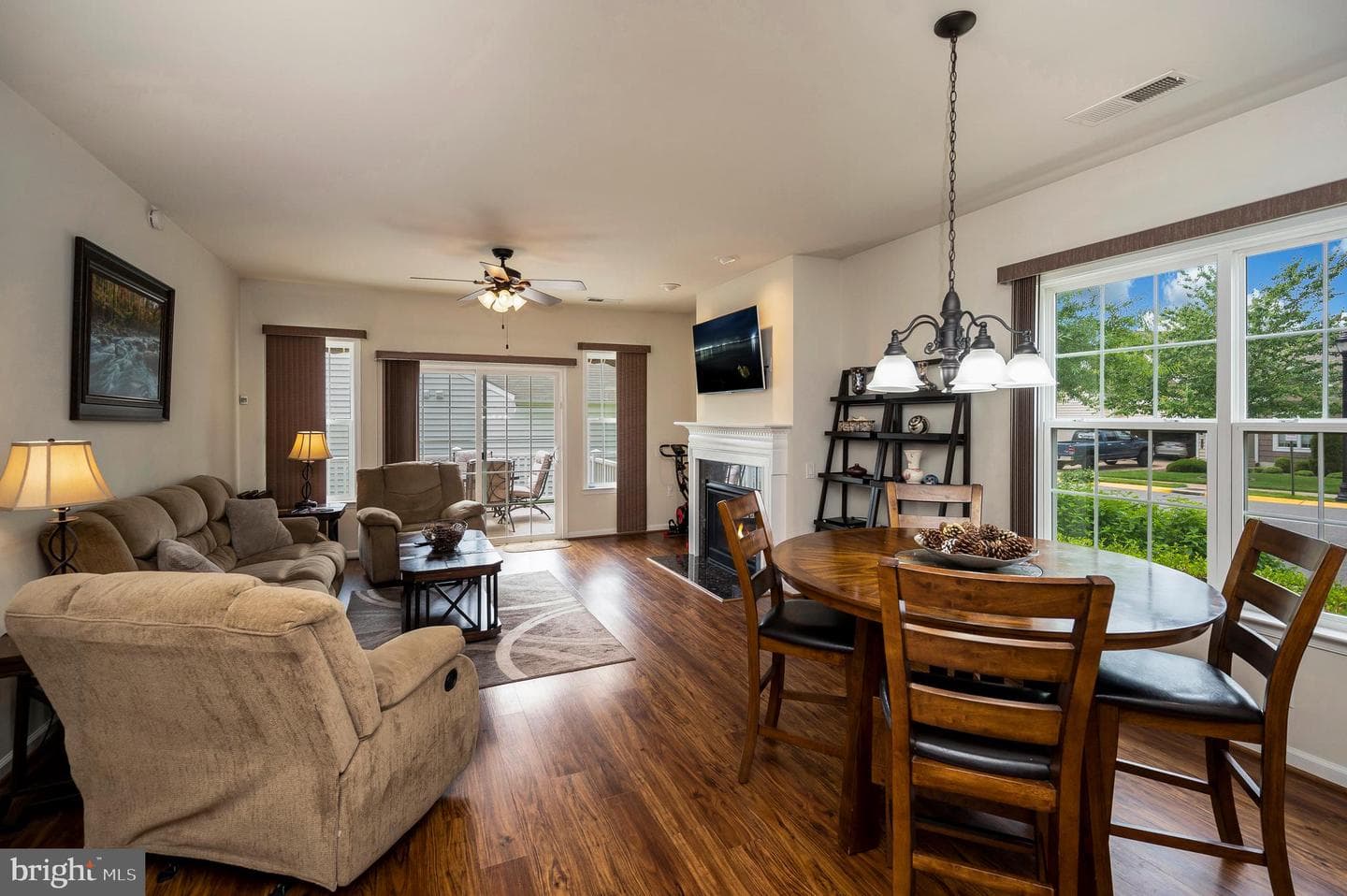 117 Hyannis Place photo 19